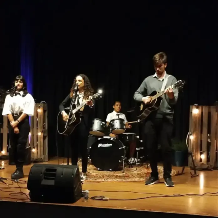 e6658009-2e03-418e-b2f6-2b854eb7ffa1