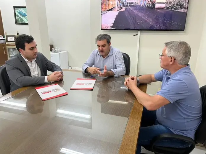 e7e179ac-5132-4a48-a43b-121e70d35173