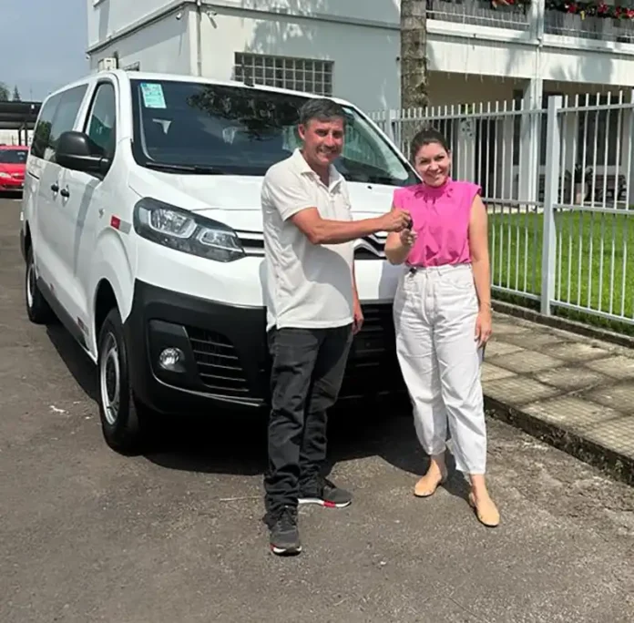 9f382338-0834-42e5-85db-a917756dde93