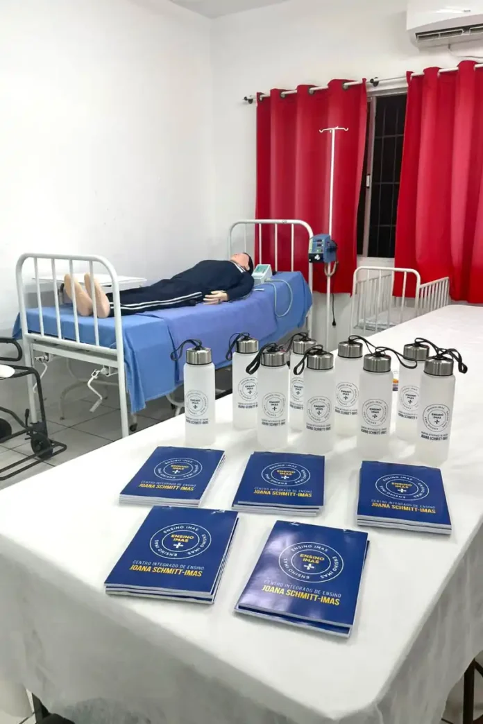 9880a439-4d1c-45f2-a22d-45fcec14960e