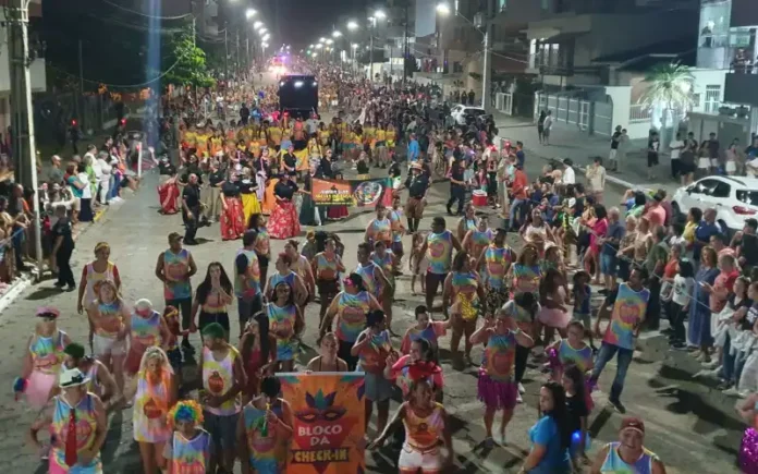 e85d74bc-d813-4f74-903b-f6654a5f7882