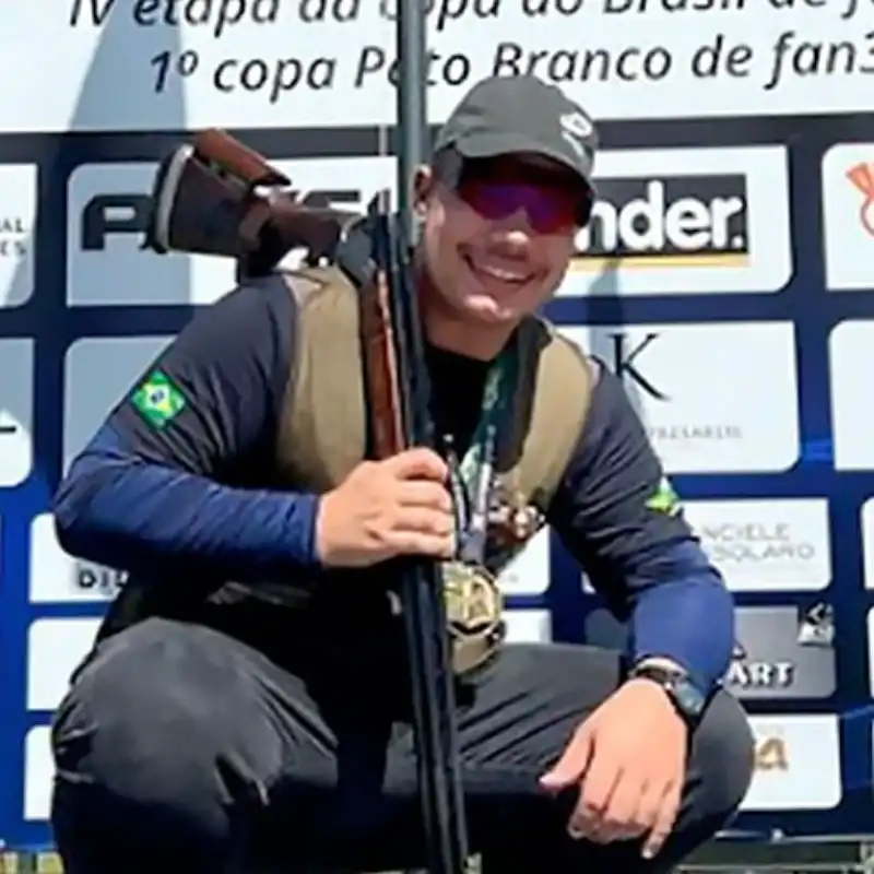 e556379e-0f3f-41ad-a23f-1d7e02bd3da2