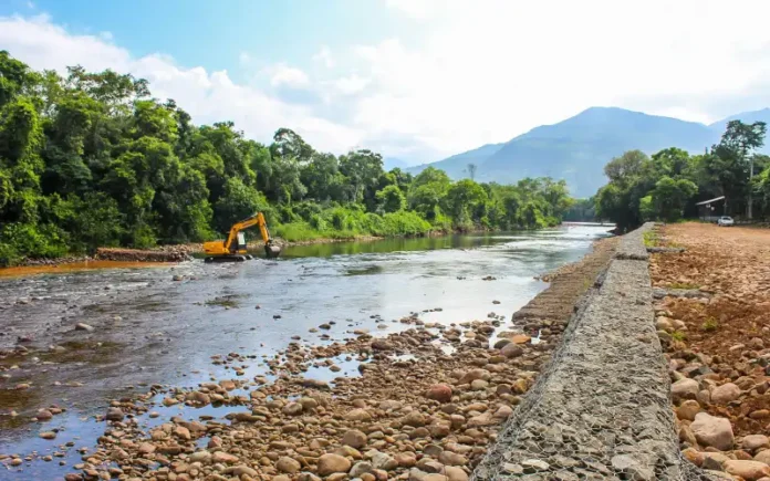 ed388e22-e928-4fe0-9c20-ebff8b0b13d5 (1)