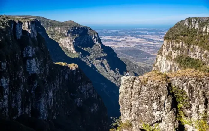 23a441ad-8634-4f86-b37d-8271602b5411