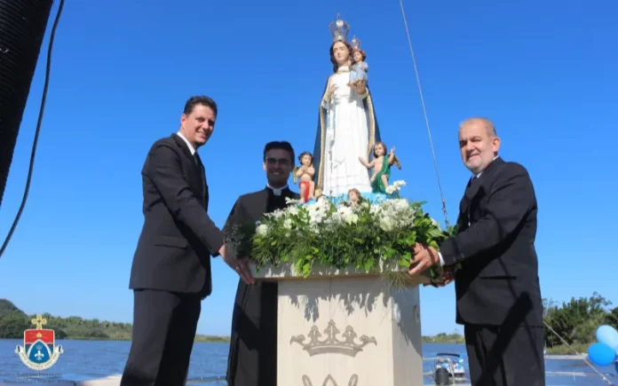 79a6a69c-44ff-4689-a9bf-1bf32a4153d3 (1)