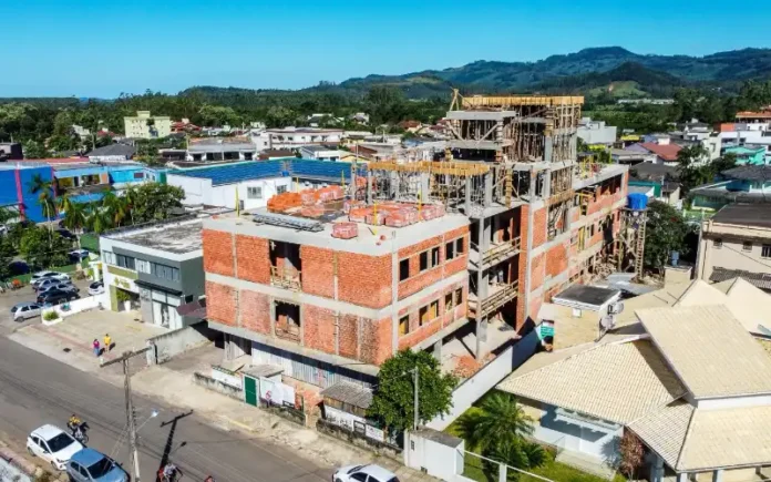 daa0e185-bb90-424d-a0d2-8eee5d4ad00c (2)