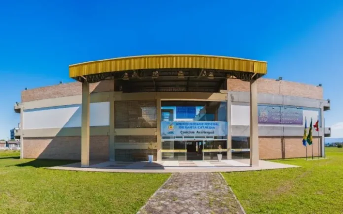 f27d4b2c-d9d1-4490-a1ef-5f940e13fe1c