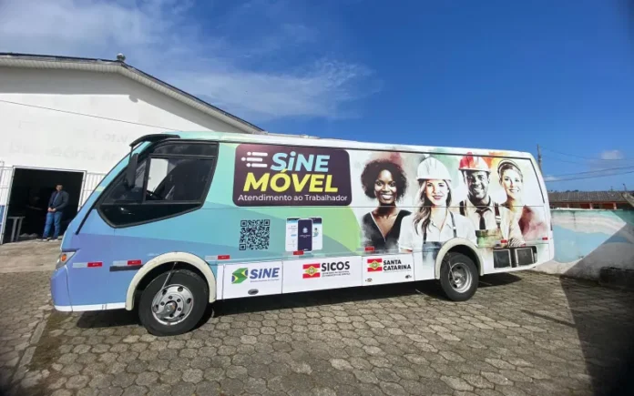 5abb8a6a-df04-4e2a-aae5-3e8b73329828