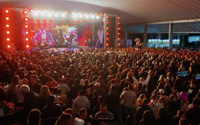 643cfc3c-d69f-4e18-874f-618b72b8319b (1)