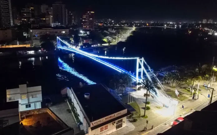 117ca8cb-176e-4fdc-ad63-7df7c8d42ae5