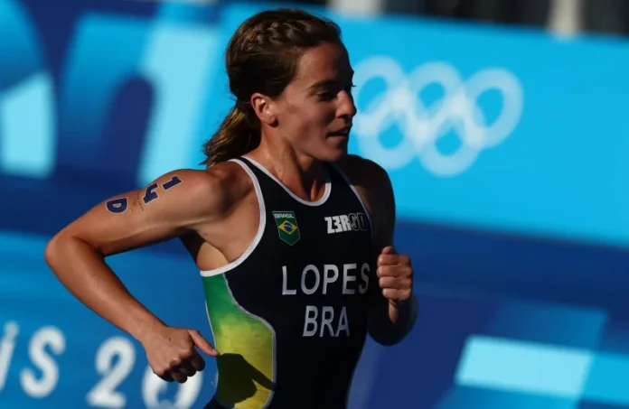 Time_Brasil_disputa_triatlo_misto_Na_imagem_a_atleta_Vittoria_Lopes_de3f98e745