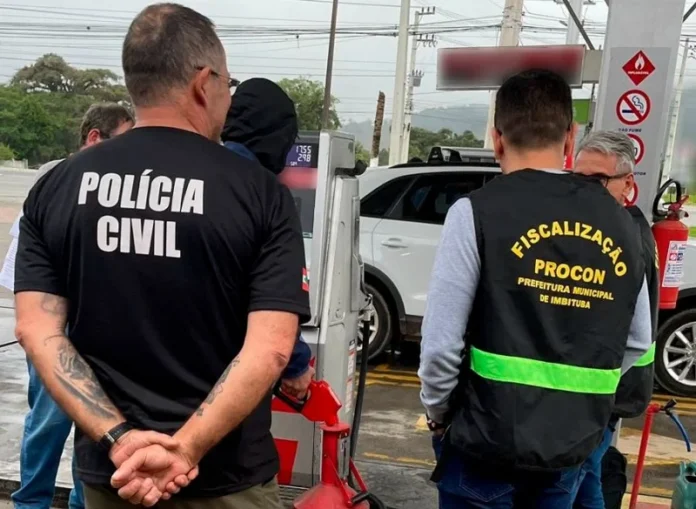 procon-fiscaliza-suposta-irregularidade-em-posto-de-combustiveis-de-imbituba