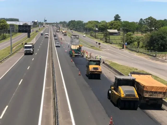 208369-ccr-viacosteira-divulga-cronograma-semanal-de-obras-na-br-101-sul