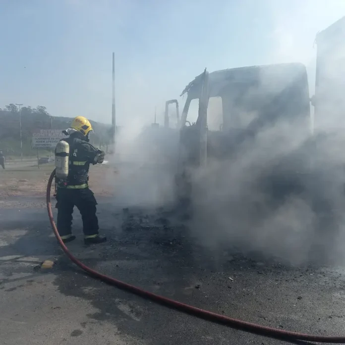 7b695be8-31a7-4c5c-ac46-f0fa797564b5 (1)