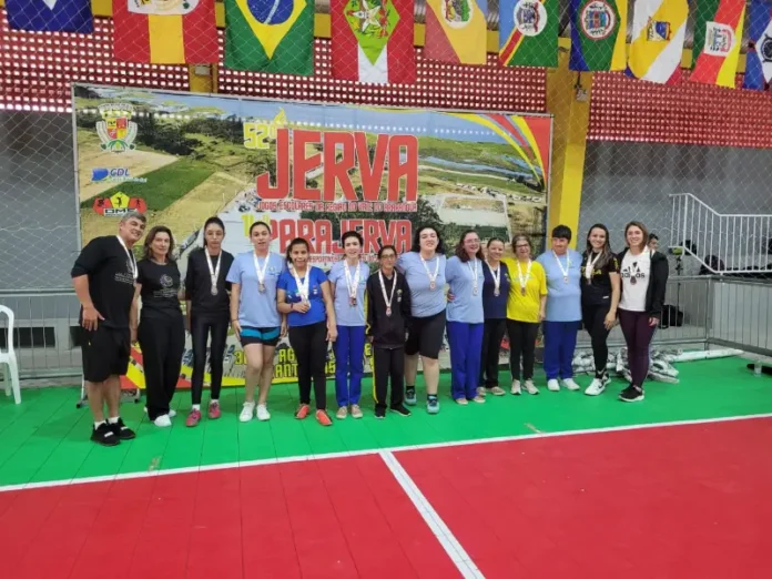 atletas-da-apae-de-timbe-do-sul-conquistam-medalhas-no-parajerva-20240911165930 (1)