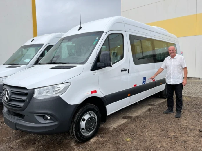 98178406-314b-43a1-8c9d-7ccc957e62ff