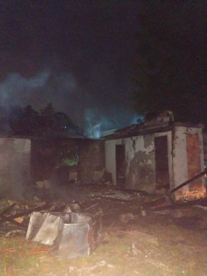 40dded39-2c70-4ada-b83b-342da32b4e15