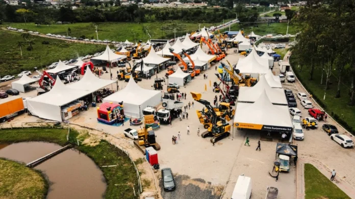 587f533a-f962-4998-b813-3100c6c5faa0