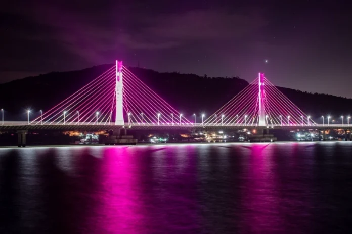 58da92c1-0da4-4f0a-b37f-b170559ffbe1