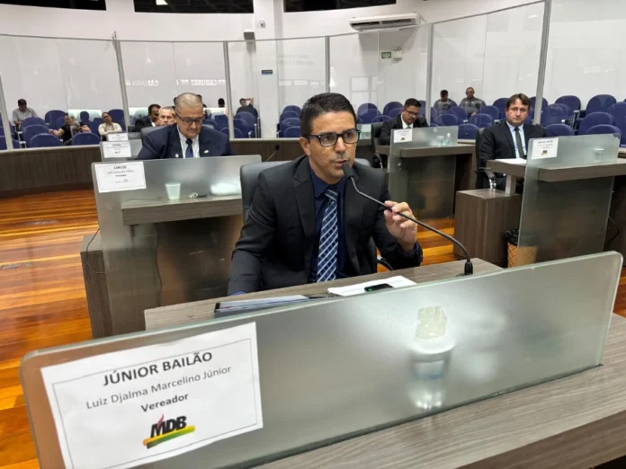 692a960f-5e1f-483c-a8c9-72316b9ecef4