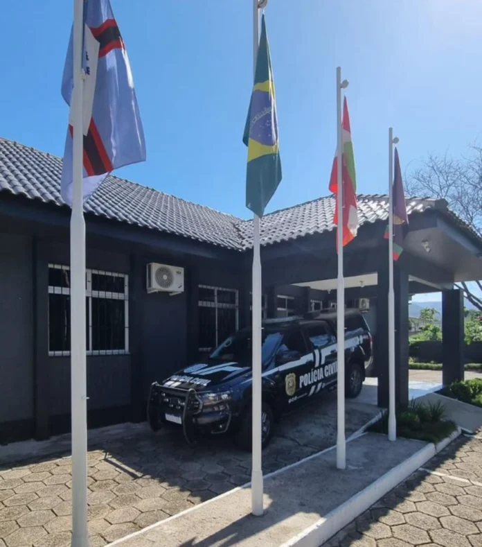 7d8f20fb-b13a-4cdf-b71c-c403b833b52d