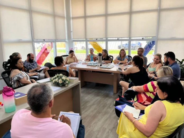 aeee6ead-7adf-4e8d-9c62-b7ae4024af17