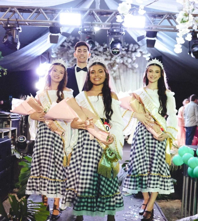 cf1af0ae-f966-4057-b809-b403eee124b4