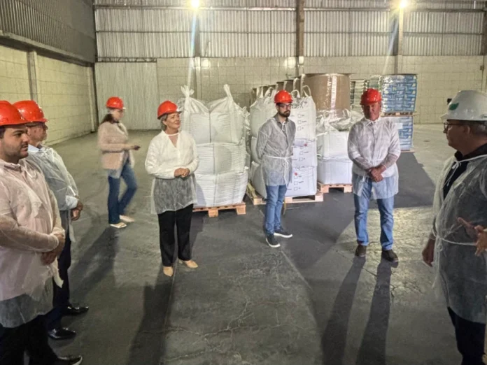 f9bab143-174d-4360-86ab-c57c463c388d