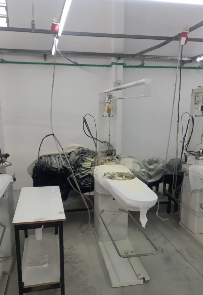 1947dbcb-c150-4e98-8449-dc5b3cc4e8e7