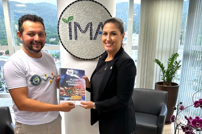 505af2eb-f22d-4f15-8e9e-f416f9b4cce3