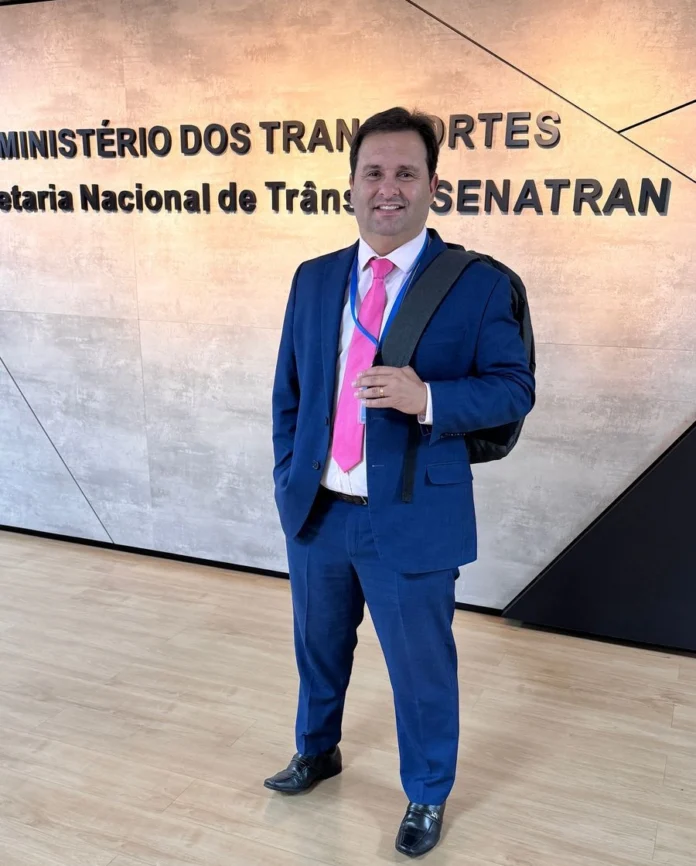 6a8e9500-3cf2-419c-ab57-675f721f9311