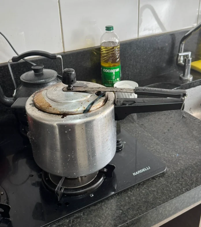 be0db115-f7f0-453d-85d2-ee03cff20ad0