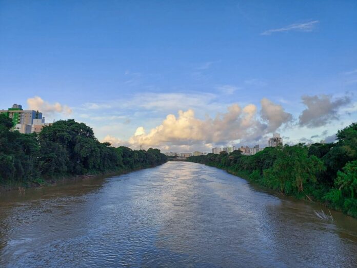 cece26fed673fe00fbde6565662eef9f_XL