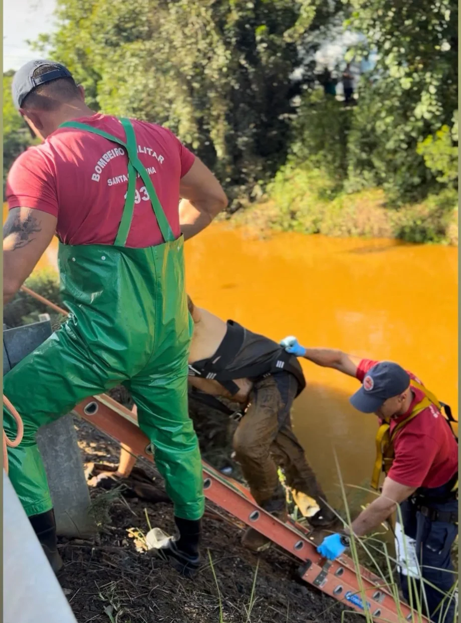 f32ca61d-6fb5-4795-bbbe-e0a569296f79