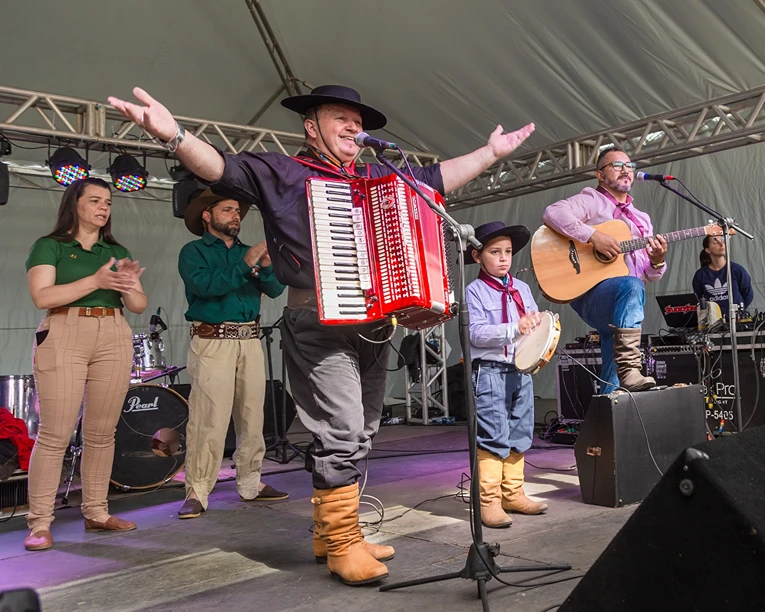 a72dcc1e-14fc-42bf-8de0-064b843c5eae