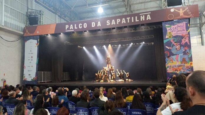 d9df43fd-5f32-446b-be7d-91c42dad78ae