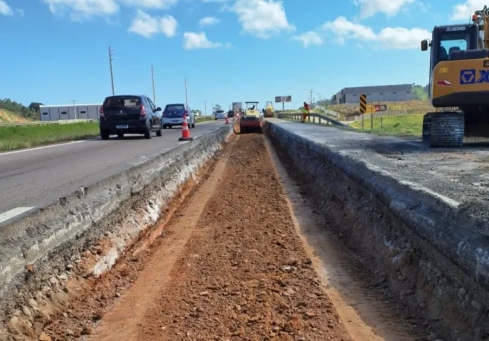 f0715495-b5a1-4a4d-b3db-bf3553f67189