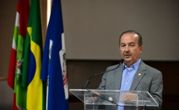 PT processa governador Jorginho Mello por declarações ofensivas