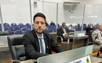 Vereador Samuca lança abaixo-assinado por mudança na concessão de energia em Araranguá