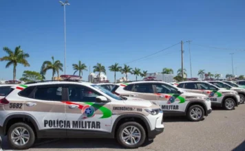 Homem é preso em flagrante furtando calha em Araranguá Ilustração de uma viatura policial, como a que atendeu o caso em Araranguá