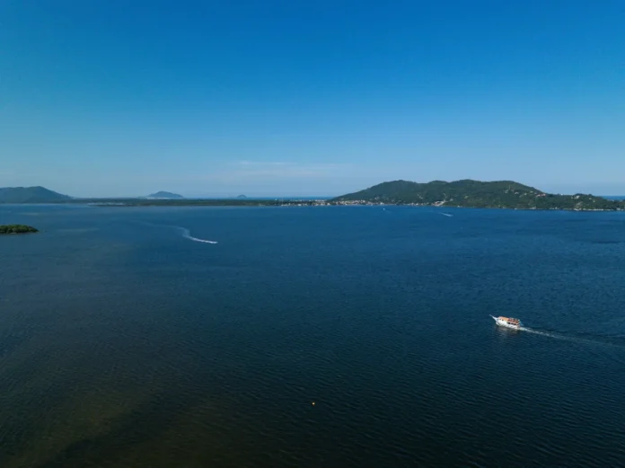 Praias do Sul de SC Quase 30% estão impróprias para banho Praias do Sul de SC sob análise! Veja a lista completa de pontos PRÓPRIOS e IMPRÓPRIOS do Relatório IMA 2024-2025