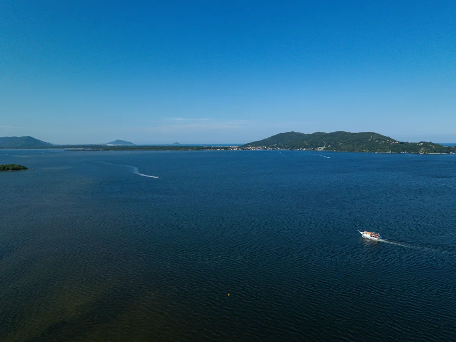Praias do Sul de SC Quase 30% estão impróprias para banho Praias do Sul de SC sob análise! Veja a lista completa de pontos PRÓPRIOS e IMPRÓPRIOS do Relatório IMA 2024-2025