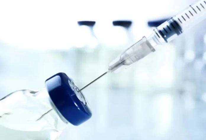 Saiba como a penicilina, um grande avanço para a medicina, foi descoberta Com o descobrimento da penicilina, doenças que antes eram mortais passaram a ter tratamento eficaz.