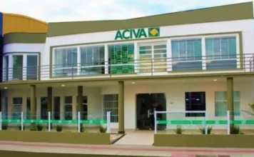 ACIVA cobra justiça tarifária em obra do Morro dos Cavalos Fachada da sede da ACIVA (Associação Empresarial de Araranguá) com a logomarca da entidade em destaque.