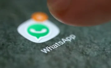 Brasileiro fala menos de política no WhatsApp, aponta estudo