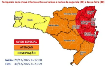 Defesa Civil alerta para risco de enxurradas em Santa Catarina Mapa de alerta da Defesa Civil de SC. Risco muito alto de enxurradas e alagamentos no Litoral Norte, Vale do Itajaí e Grande Florianópolis com acumulados de até 200 mm.