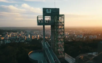 Saúde em Cores: Criciúma celebra resultados de 2025 Mirante de Criciúma ao entardecer. Programa Saúde em Cores 2025 reforça a prevenção com campanhas mensais como Outubro Rosa e Novembro Azul, registrando milhares de exames preventivos na rede municipal.
