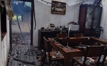 Incêndio destrói residência de madeira em Urussanga