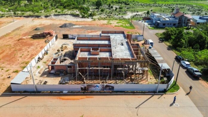 622719392_18098158697507155_2134194002885424817_n02-1024x579