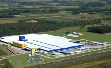 ACIVA busca nova empresa para ocupar área da Alliance One Vista aérea da unidade industrial da Alliance One em Araranguá, Santa Catarina